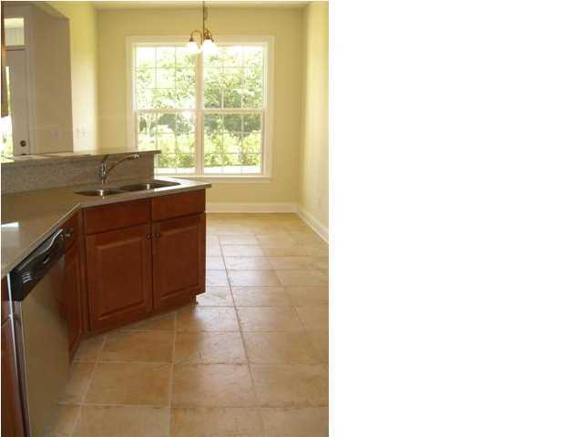 4805 Grove Street Crestview, FL 32539 - Photo 5 of 15 Gallery Image 5
