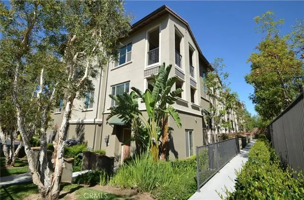$1,320,000 | 90 Renewal, Irvine, CA 92618