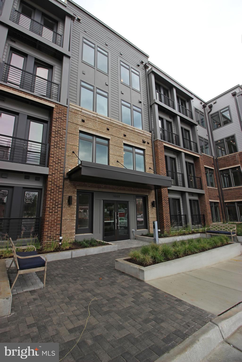 1669 Bandit Loop, Unit 403 Reston, VA 20190 - Photo 1 of 30