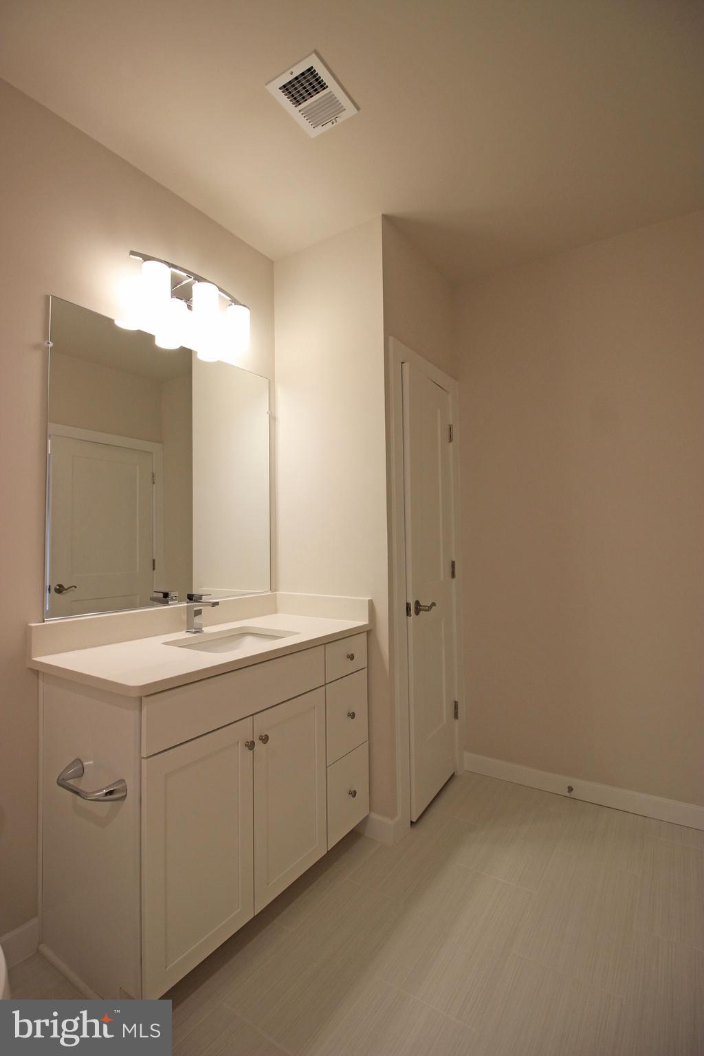 1669 Bandit Loop, Unit 403 Reston, VA 20190 - Photo 25 of 30