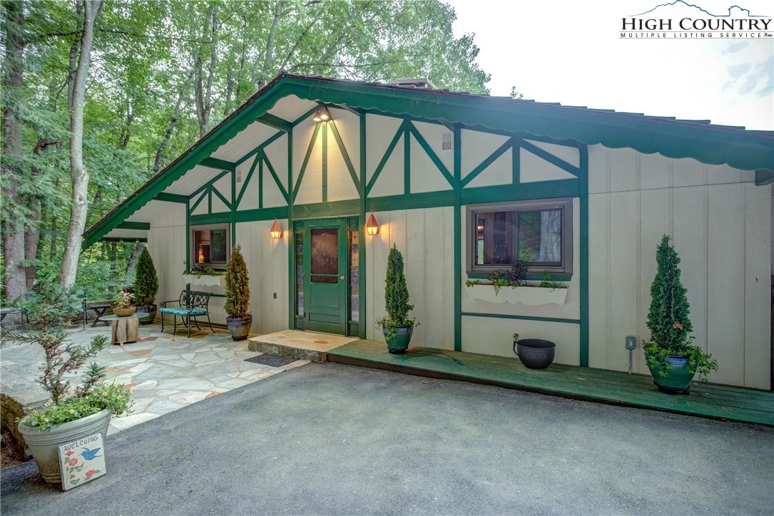 134 Maple Boone, NC 28607 - Photo 4 of 44 Gallery Image 4