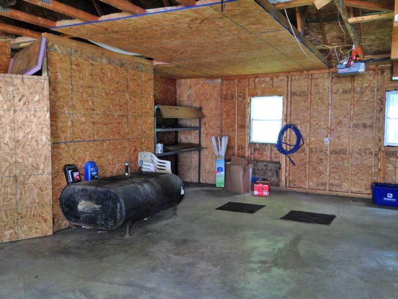 880 Avenue Road Exeter, ME 04435 - Photo 26 of 29 Garage.