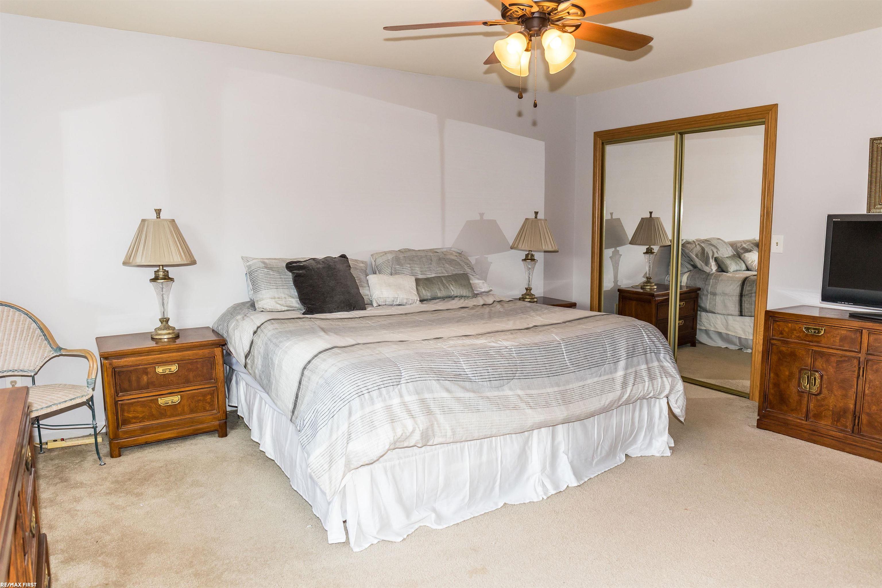 2159 Rochelle Park Drive Rochester, MI 48309 - Photo 11 of 20 50101406-10.JPG