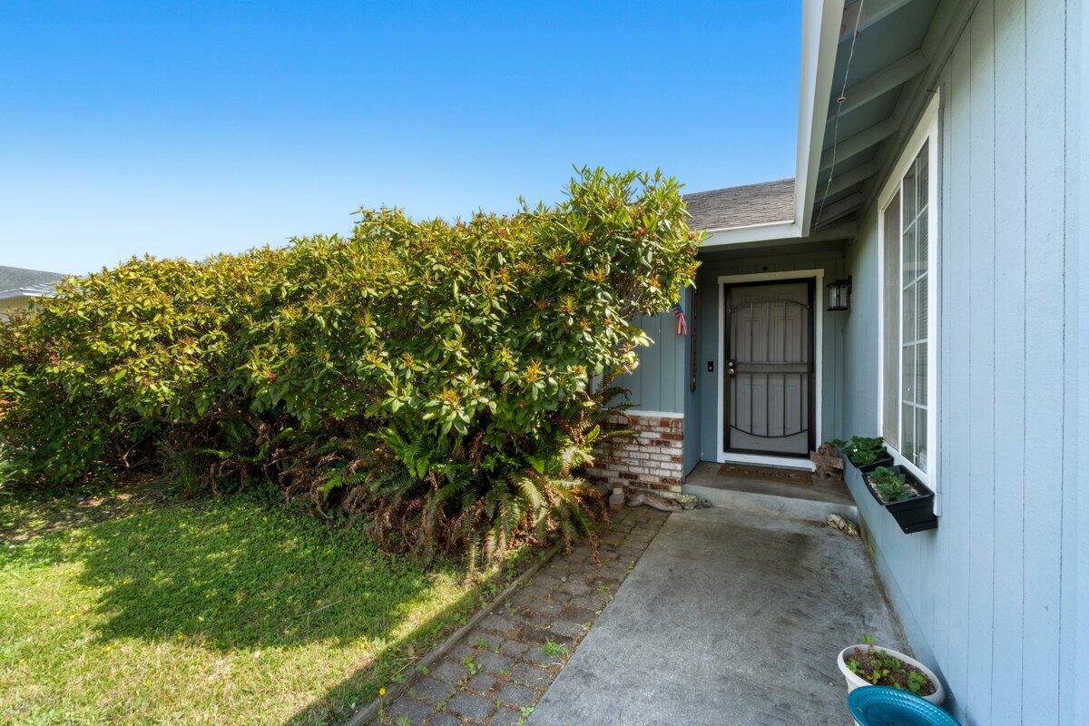 1400 Bates Road McKinleyville, CA 95519 - Photo 3 of 18