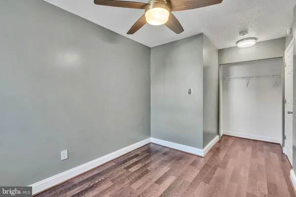 $2,000 | 2237 Farrington Avenue, Unit 203, Alexandria, VA 22303