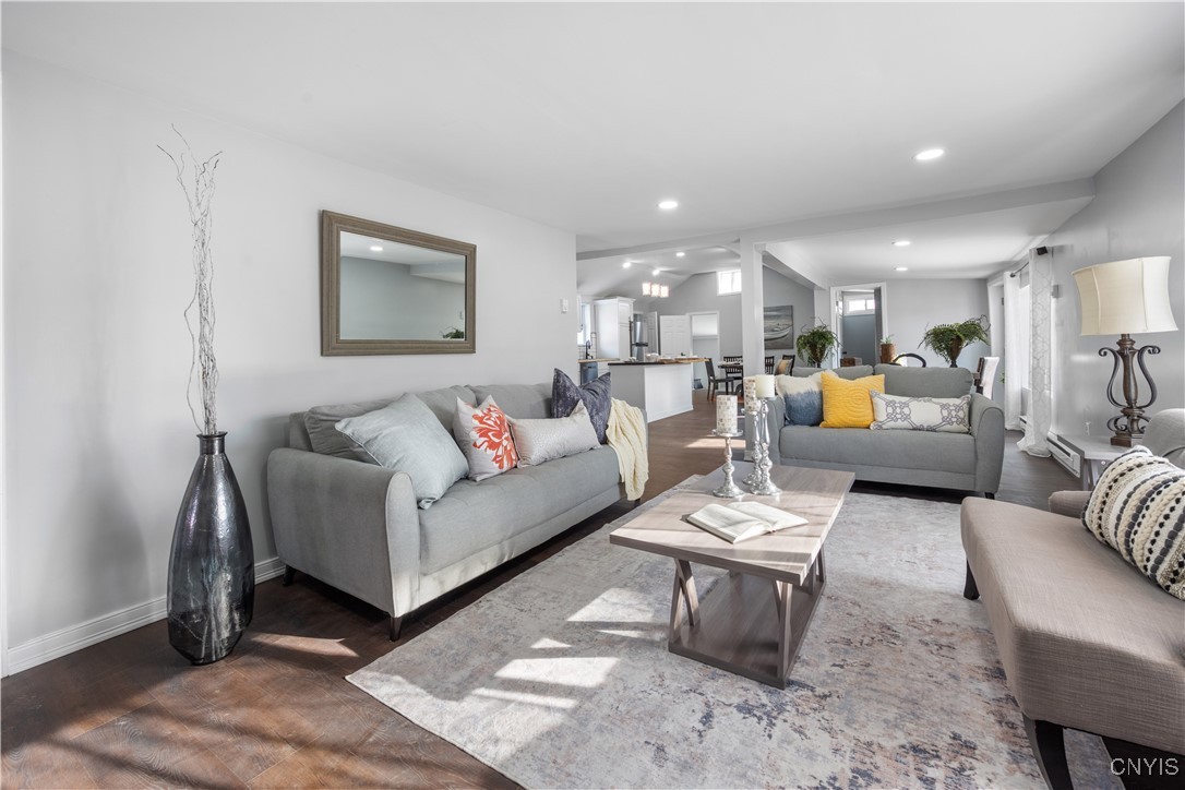 11 Kingdom Road Volney, NY 13126 - Photo 2 of 32