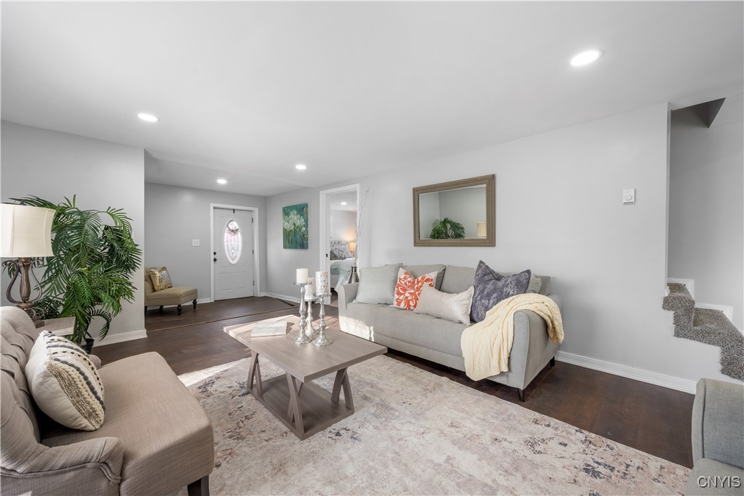 11 Kingdom Road Volney, NY 13126 - Photo 6 of 32