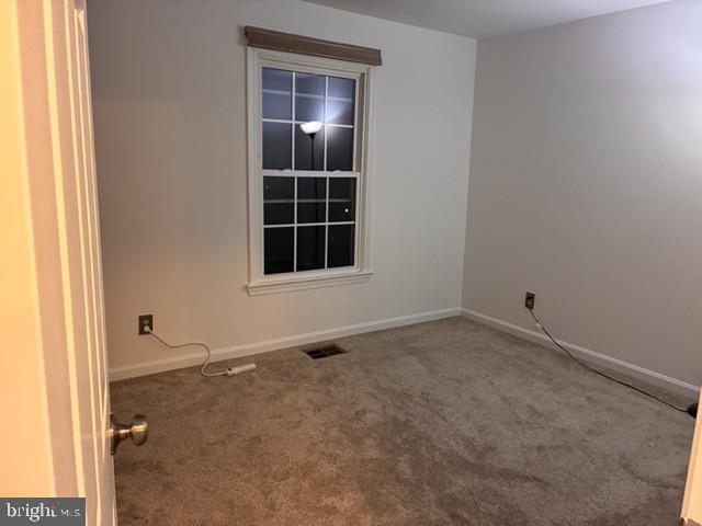 4165 Churchman Way Woodbridge, VA 22192 - Photo 23 of 31