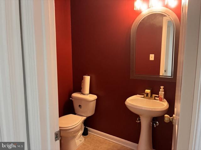 4165 Churchman Way Woodbridge, VA 22192 - Photo 4 of 31