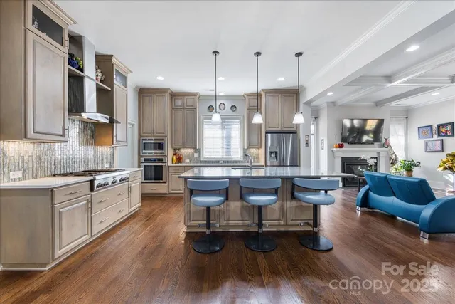 $1,299,000 | 2612 Horn Point Court, Unit 2612, Charlotte, NC 28226