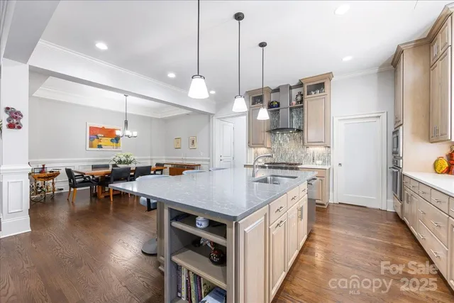 $1,299,000 | 2612 Horn Point Court, Unit 2612, Charlotte, NC 28226