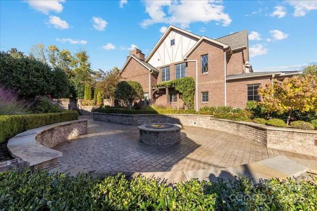 $1,299,000 | 2612 Horn Point Court, Unit 2612, Charlotte, NC 28226