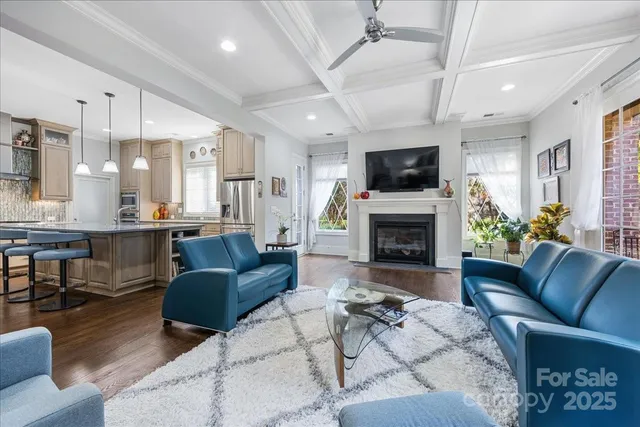 $1,299,000 | 2612 Horn Point Court, Unit 2612, Charlotte, NC 28226