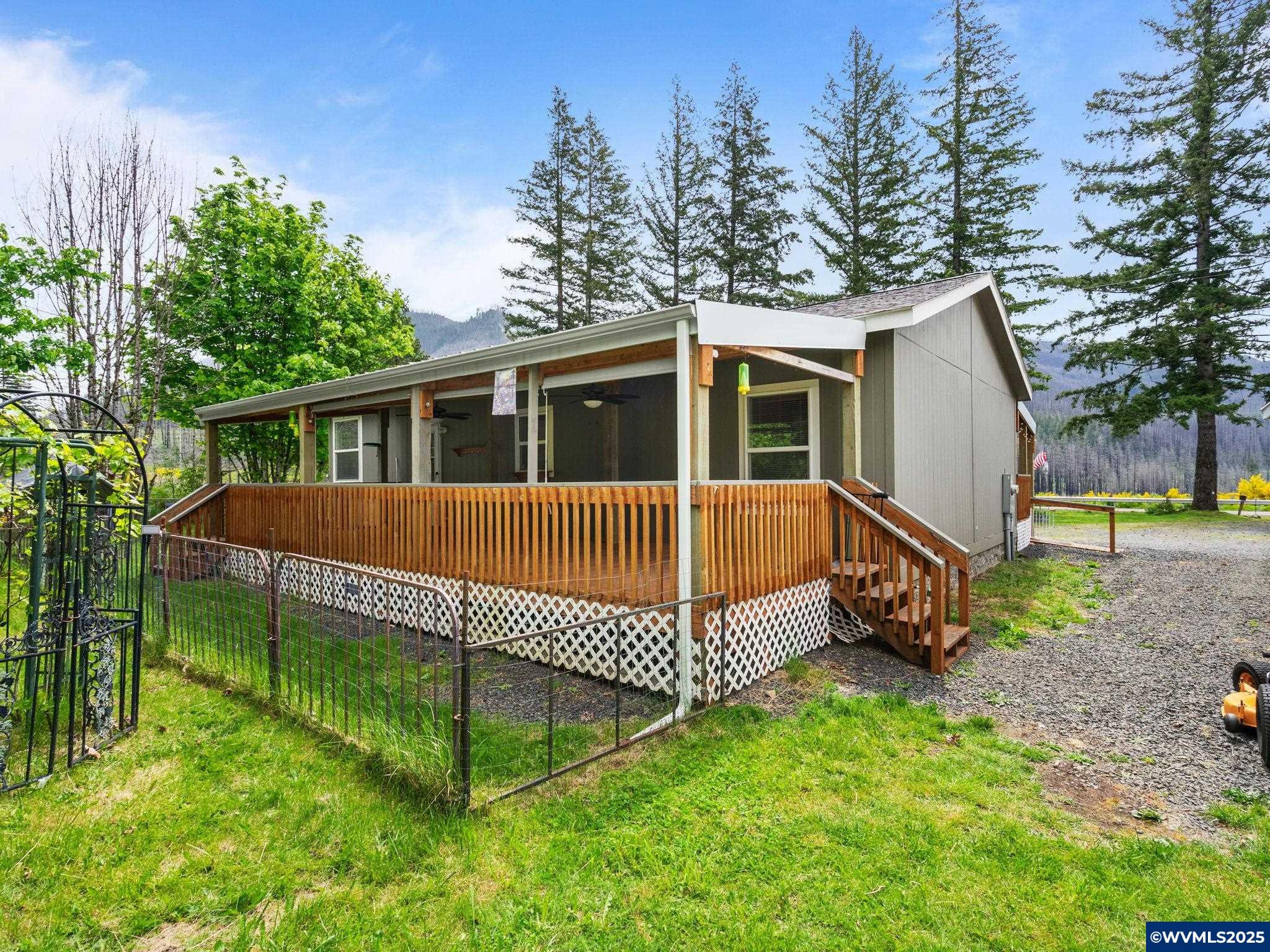33635 North Fork Road Lyons, OR 97358 - Photo 32 of 42