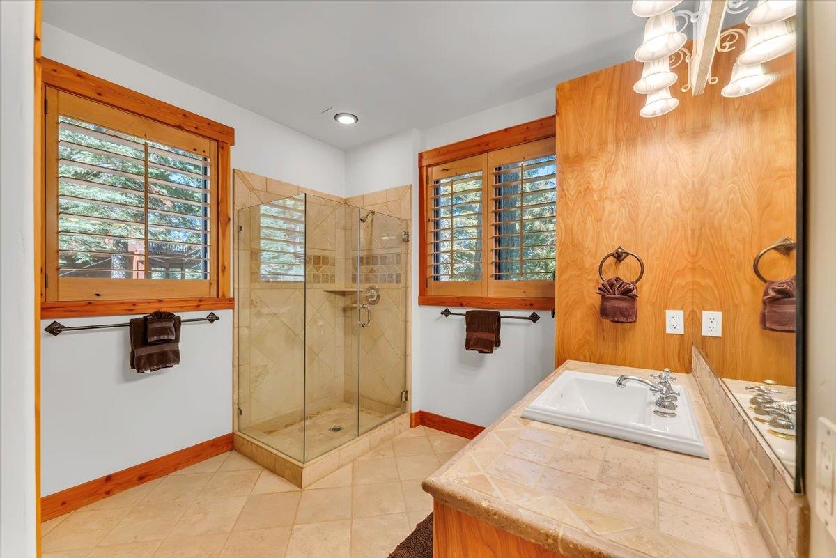 1731 Grouse Ridge Road Truckee, CA 96161 - Photo 21 of 28