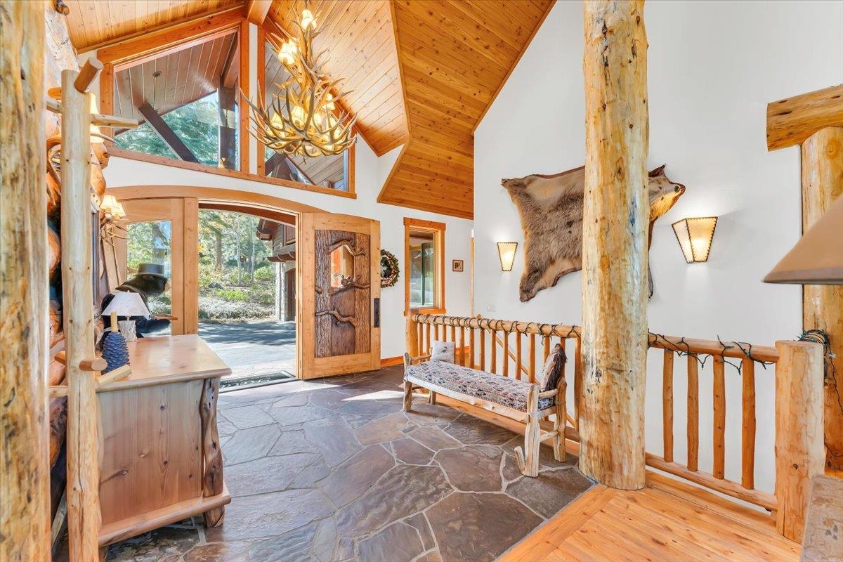 1731 Grouse Ridge Road Truckee, CA 96161 - Photo 4 of 28