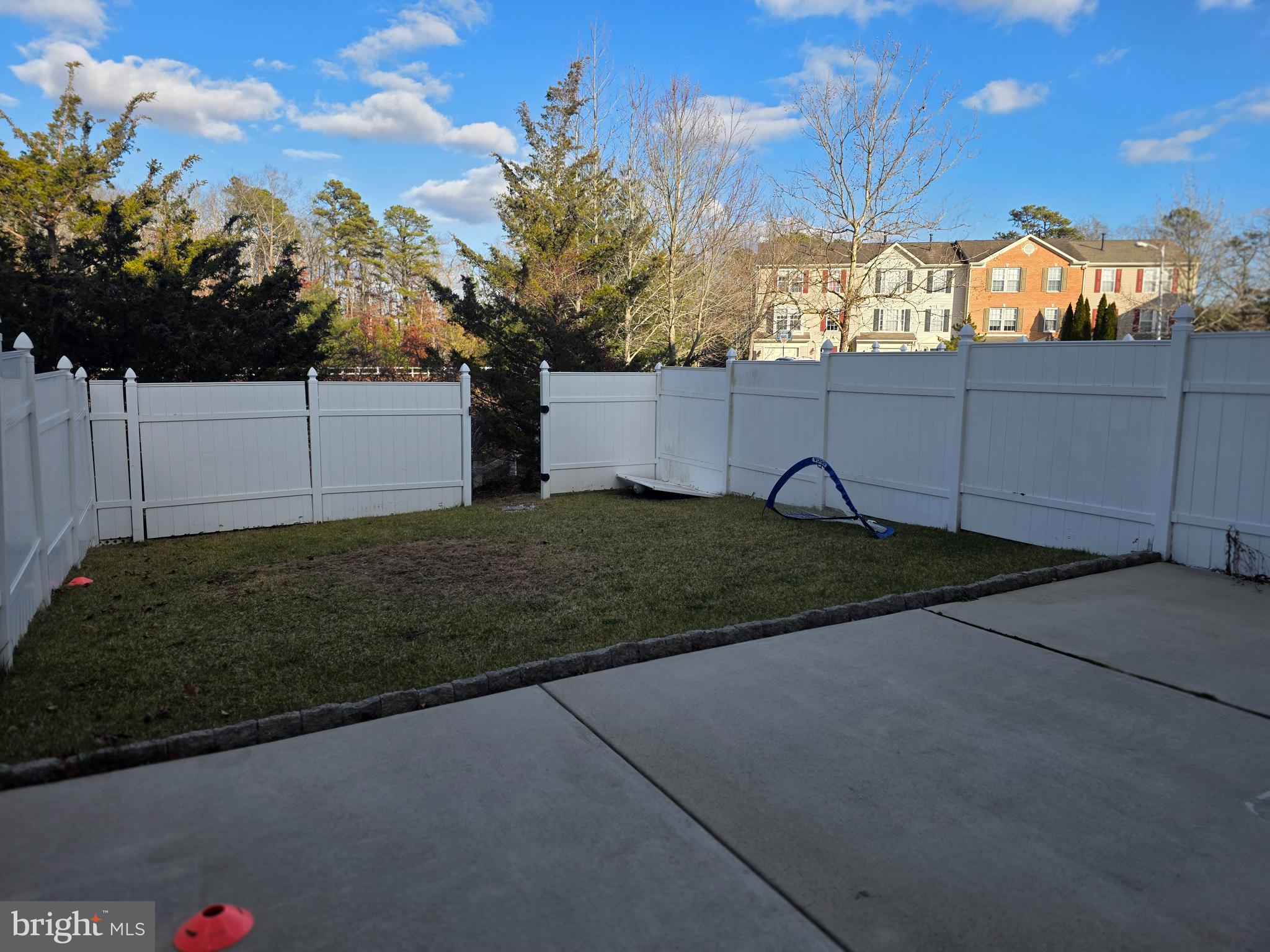 1002 Carlisle Road Egg Harbor Township, NJ 08234 - Photo 7 of 32 a view of yard