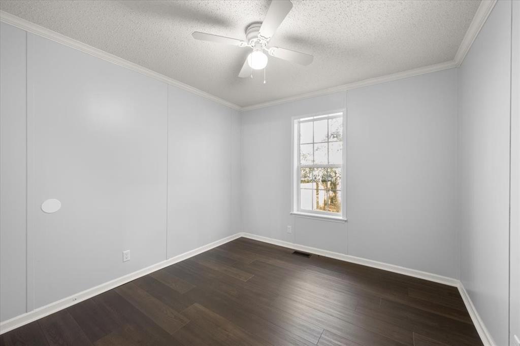 109 Summers Circle Azle, TX 76020 - Photo 24 of 32