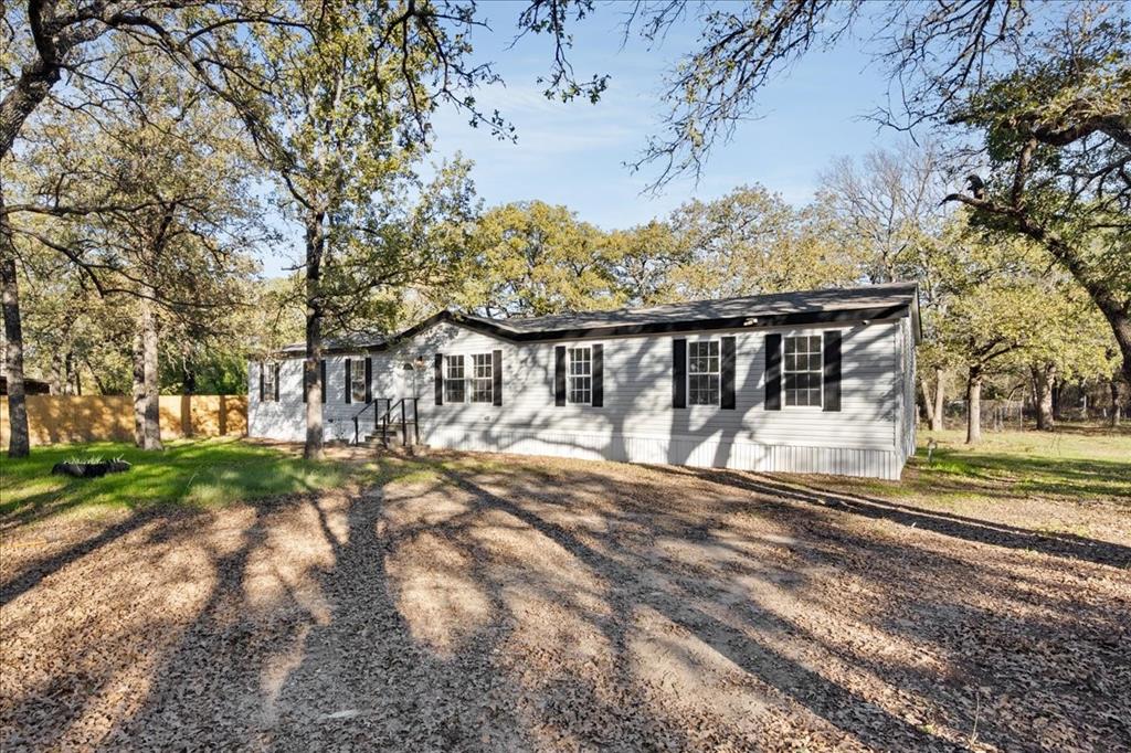 109 Summers Circle Azle, TX 76020 - Photo 29 of 32 Home on 2.15 Acres!