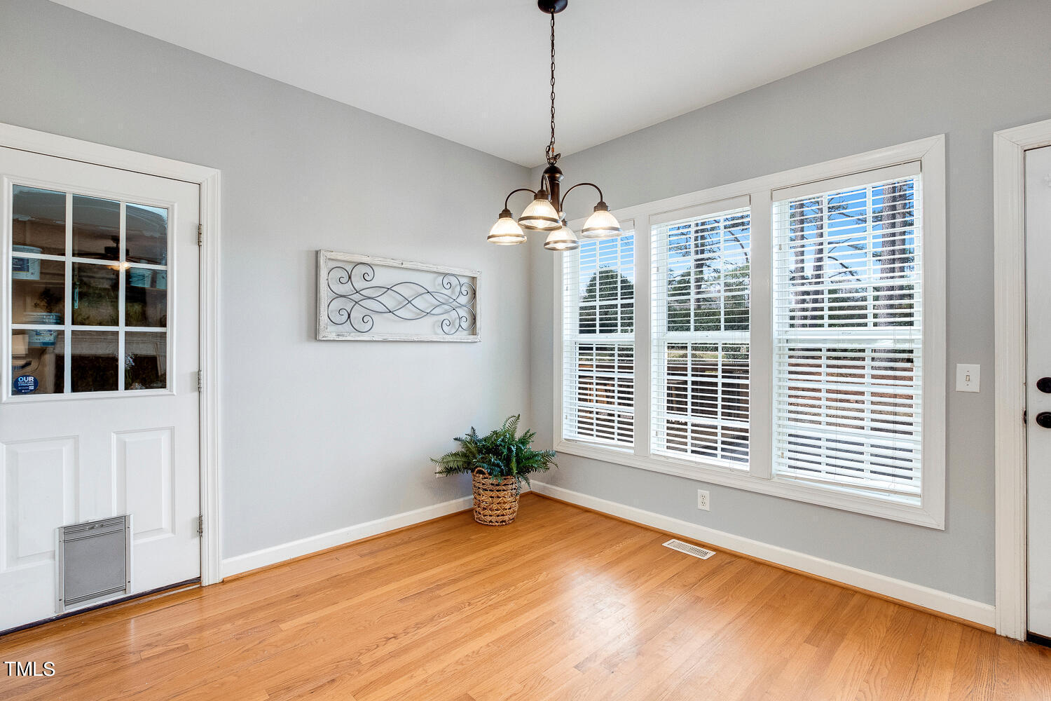 6324 Nowell Pointe Drive Raleigh, NC 27607 - Photo 16 of 50 6324 Nowell Pointe Dr Raleigh-large-016-