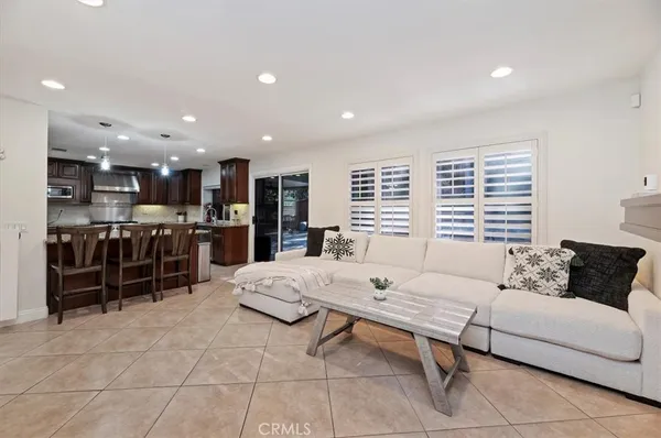 $910,000 | 1040 Nighthawk Circle, Corona, CA 92881