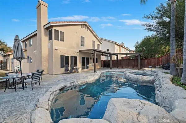 $910,000 | 1040 Nighthawk Circle, Corona, CA 92881