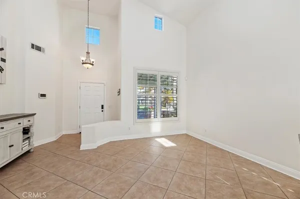 $910,000 | 1040 Nighthawk Circle, Corona, CA 92881