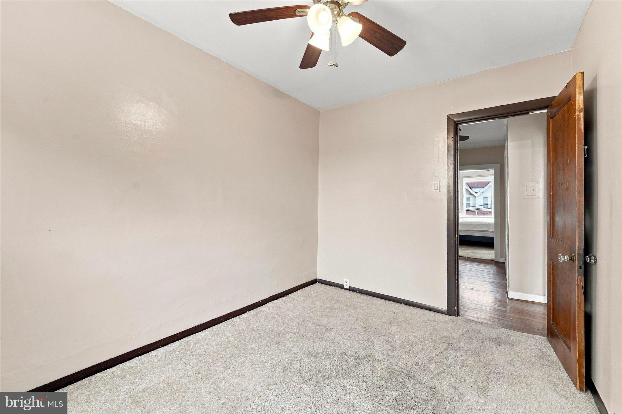 7 Oakley Road Upper Darby, PA 19082 - Photo 20 of 24 Bedroom 3