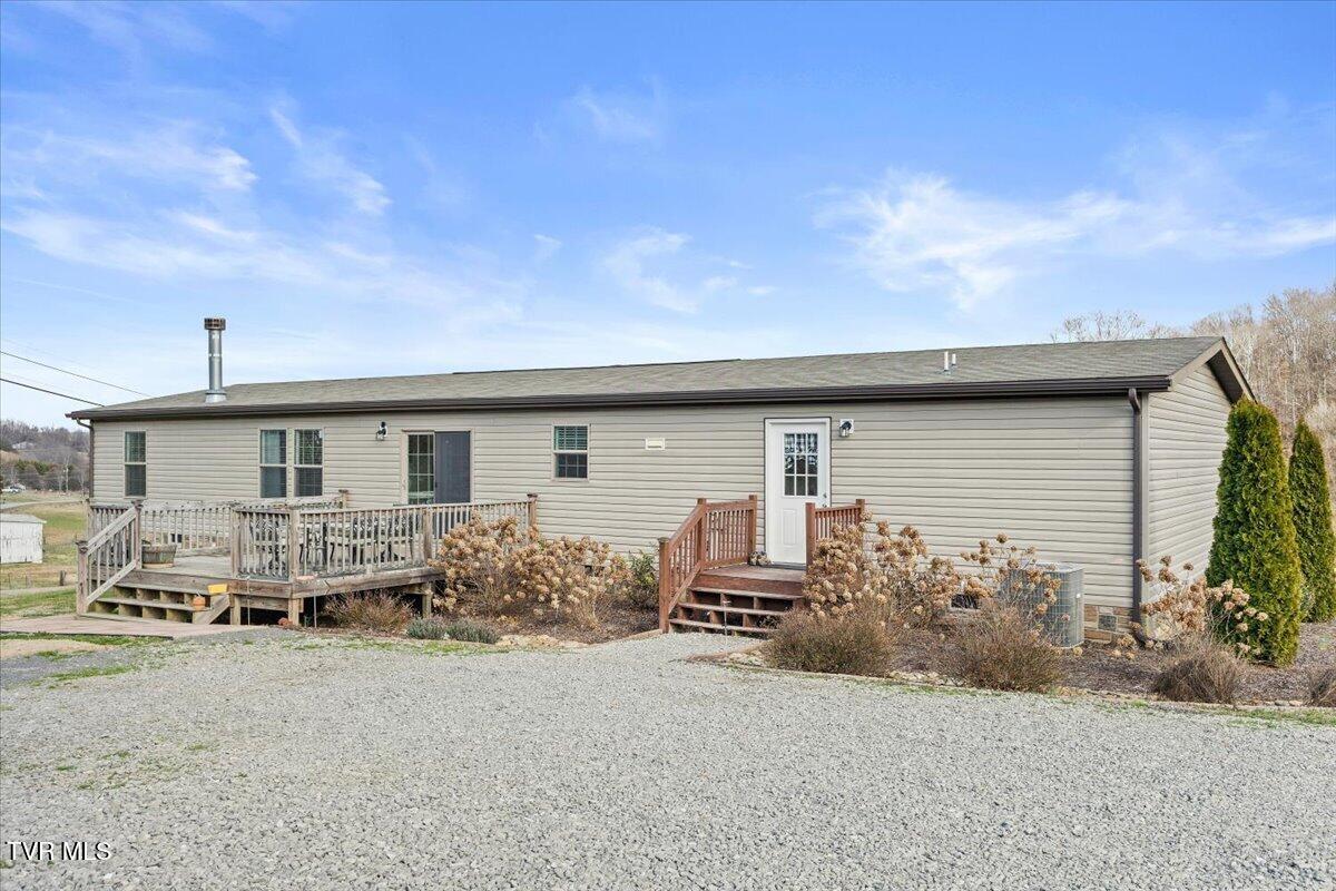 933 Hunting Hill Road Piney Flats, TN 37686 - Photo 12 of 58 12-128A5546