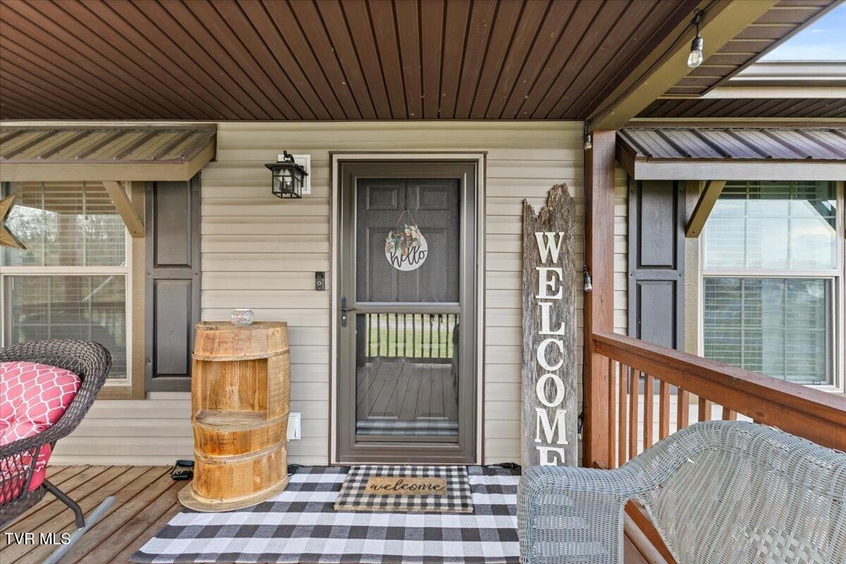 933 Hunting Hill Road Piney Flats, TN 37686 - Photo 16 of 58 16-128A5407