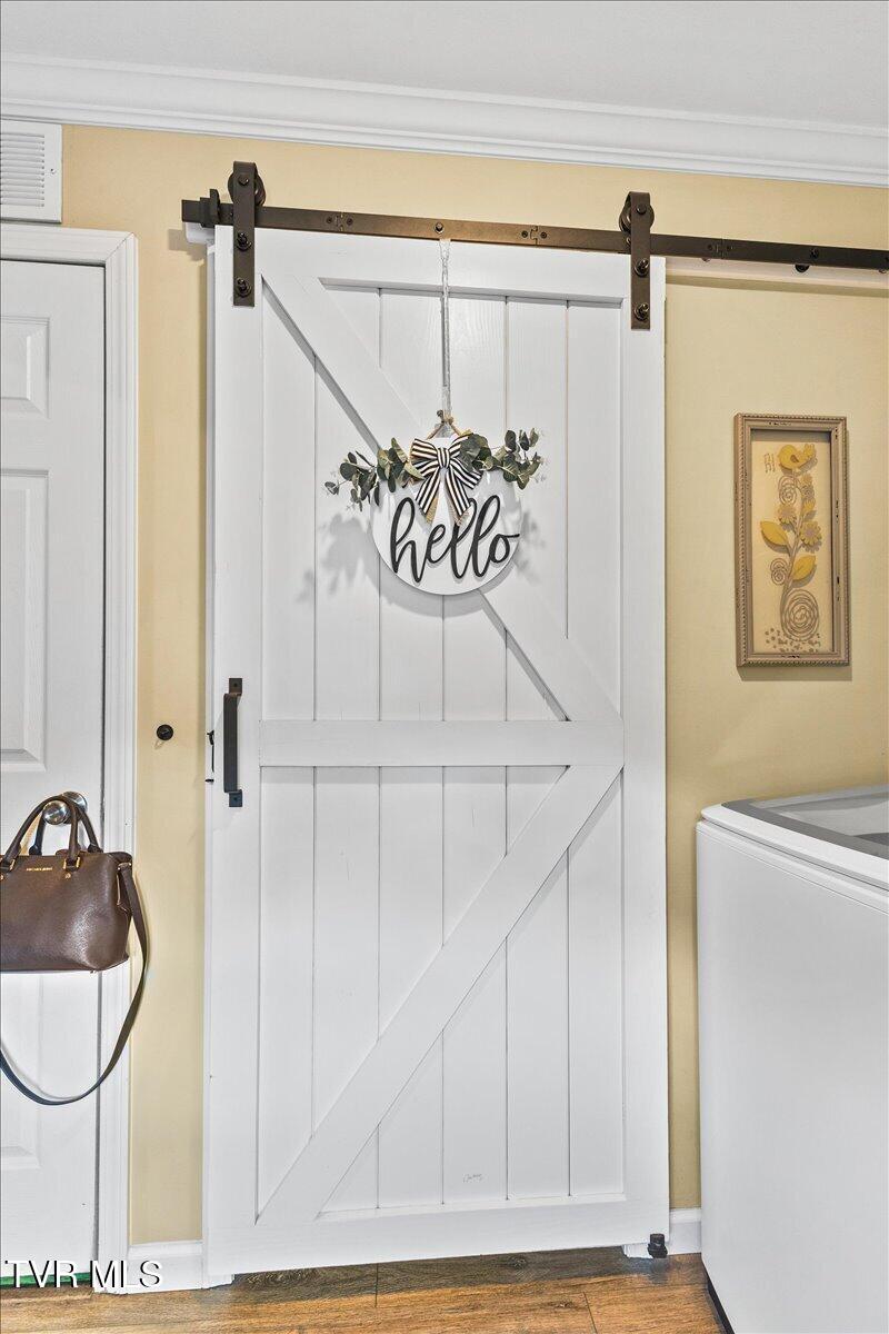 933 Hunting Hill Road Piney Flats, TN 37686 - Photo 24 of 58 24-128A5517