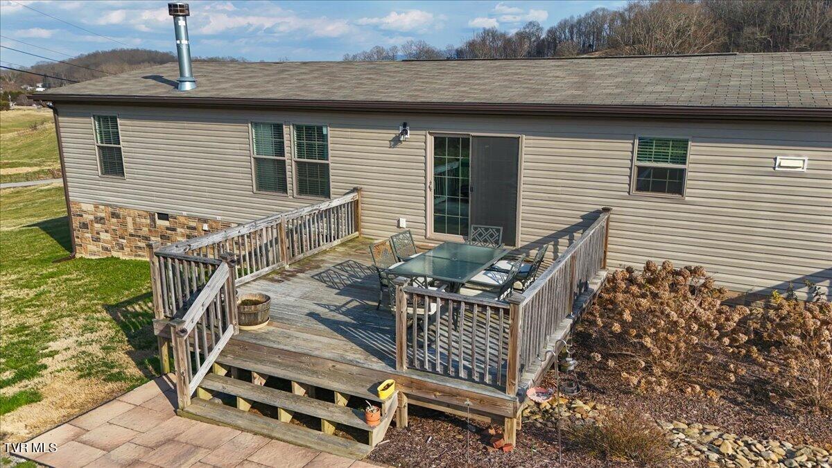 933 Hunting Hill Road Piney Flats, TN 37686 - Photo 5 of 58 05-DJI_20260301160132_0473_D