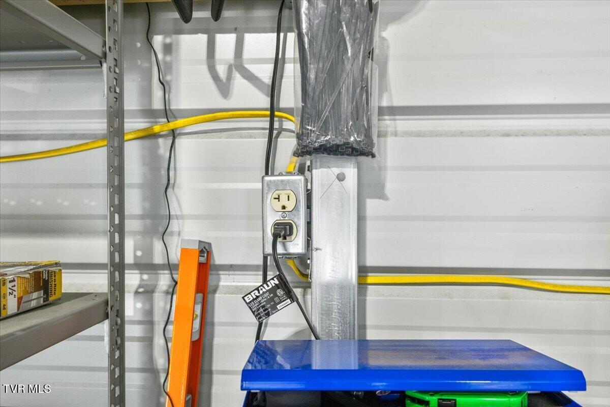 933 Hunting Hill Road Piney Flats, TN 37686 - Photo 55 of 58 55-128A5540