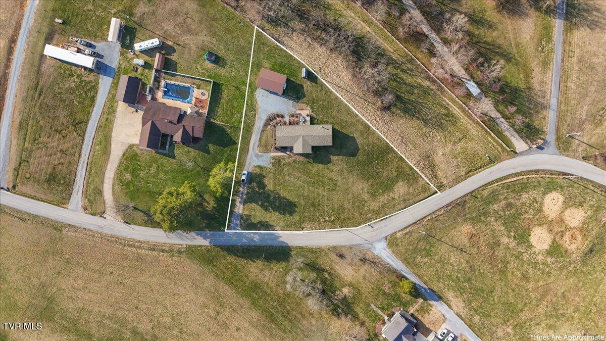 933 Hunting Hill Road Piney Flats, TN 37686 - Photo 6 of 58 06-DJI_20260301160213_0474_D