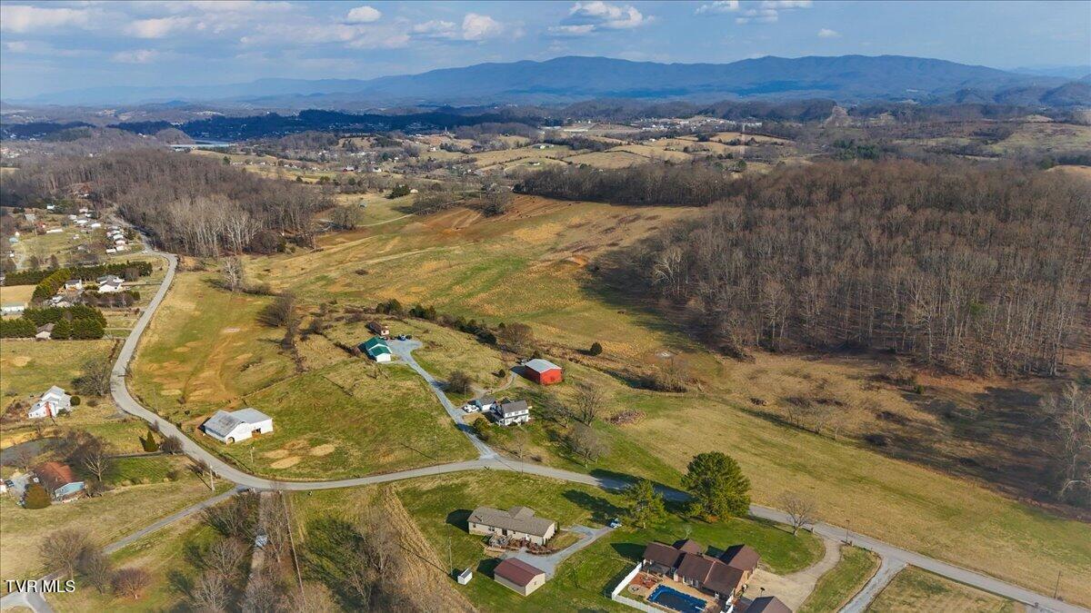 933 Hunting Hill Road Piney Flats, TN 37686 - Photo 10 of 58 10-DJI_20260301160528_0478_D
