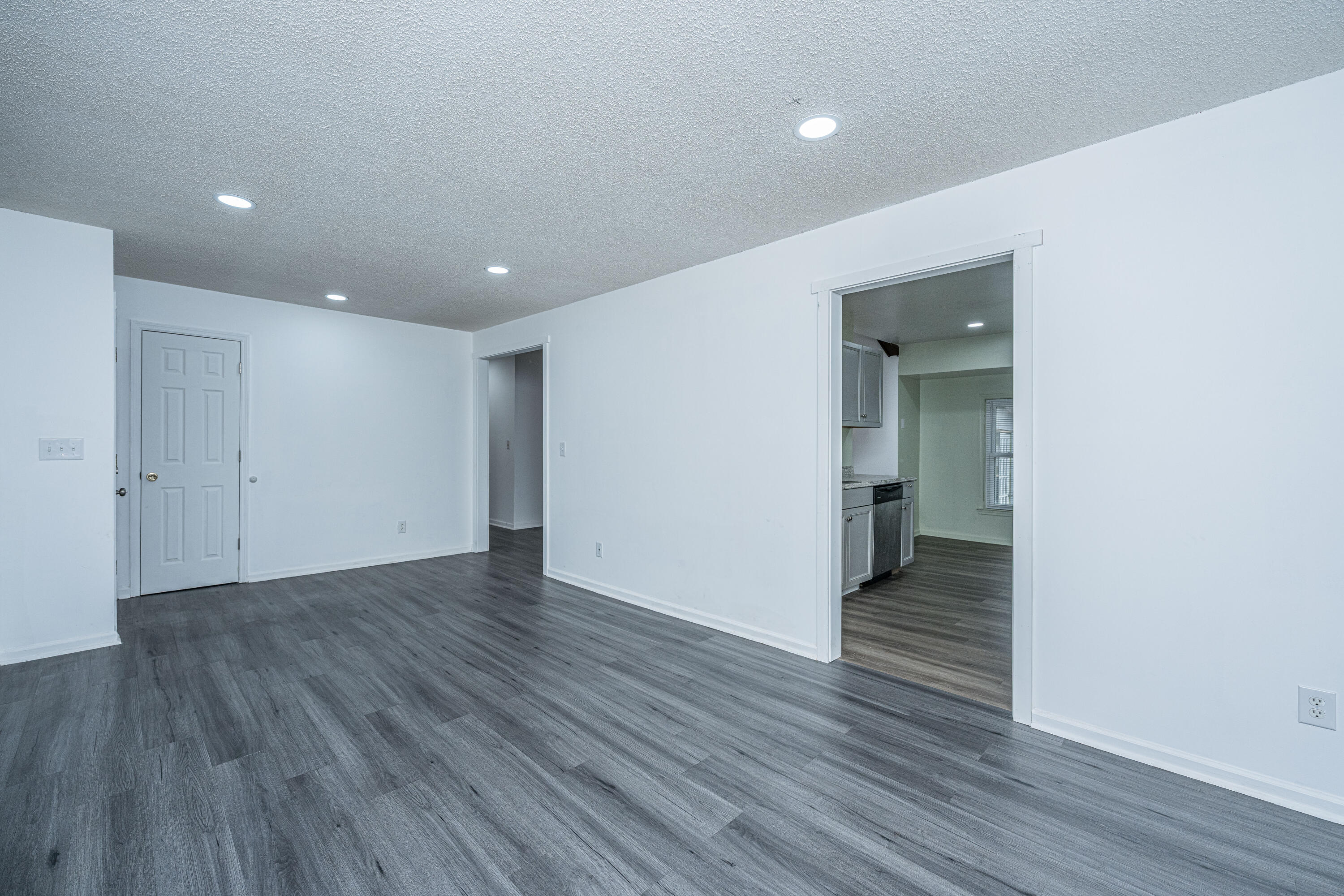 9 Lighthouse Drive Goose Creek, SC 29445 - Photo 2 of 41 9 LighthouseDrREDO008