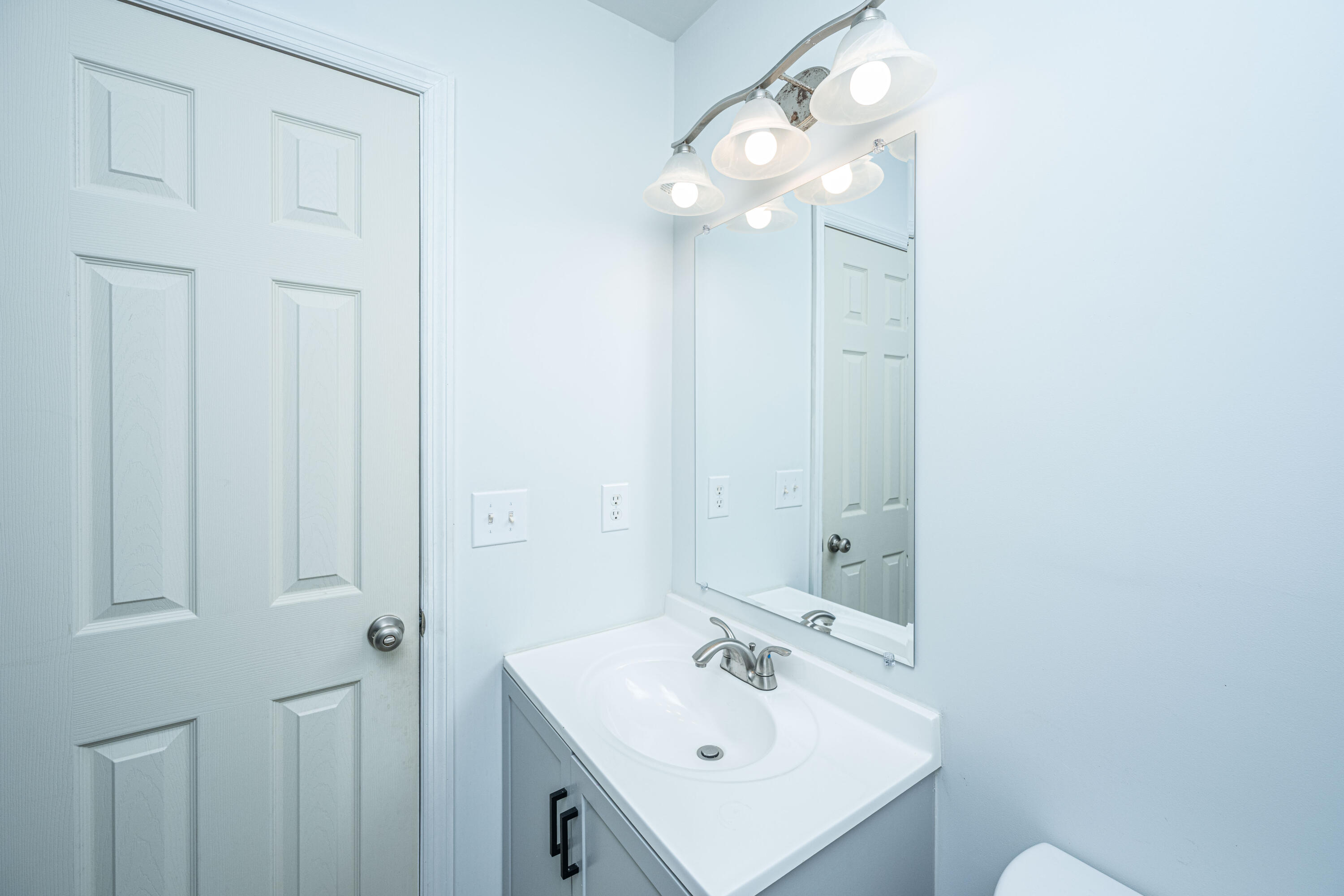 9 Lighthouse Drive Goose Creek, SC 29445 - Photo 22 of 41 9 LighthouseDrREDO027