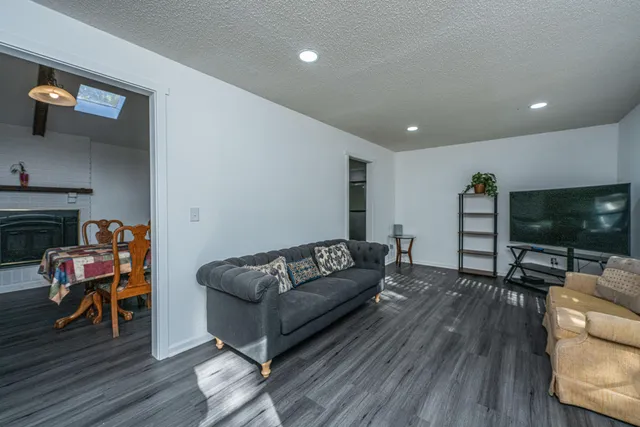 $350,000 | 9 Lighthouse Drive, Goose Creek, SC 29445