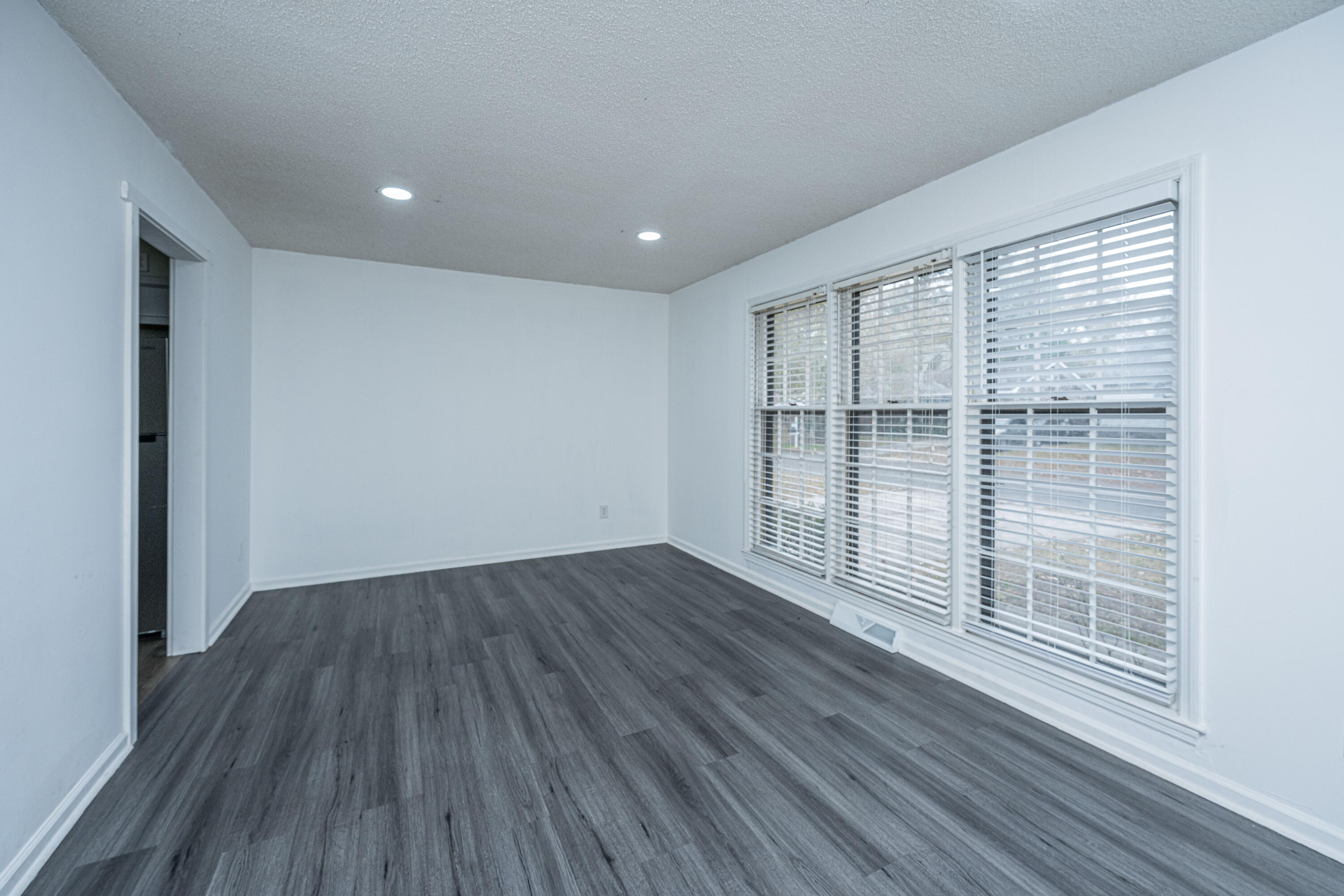 9 Lighthouse Drive Goose Creek, SC 29445 - Photo 7 of 41 9 LighthouseDrREDO009