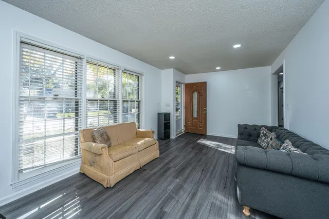 $350,000 | 9 Lighthouse Drive, Goose Creek, SC 29445