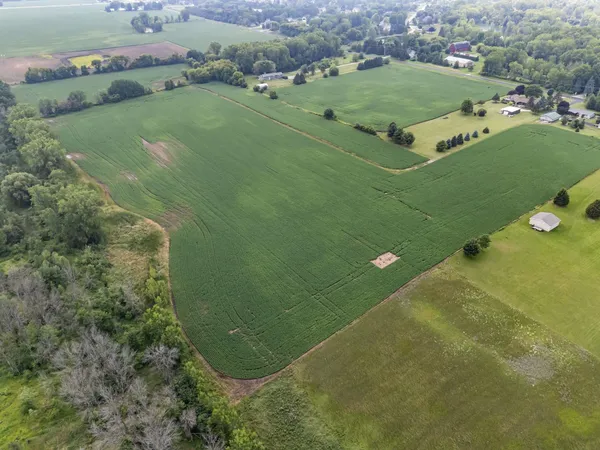 $600,000 | Julius Drive, Greenville, WI 54942