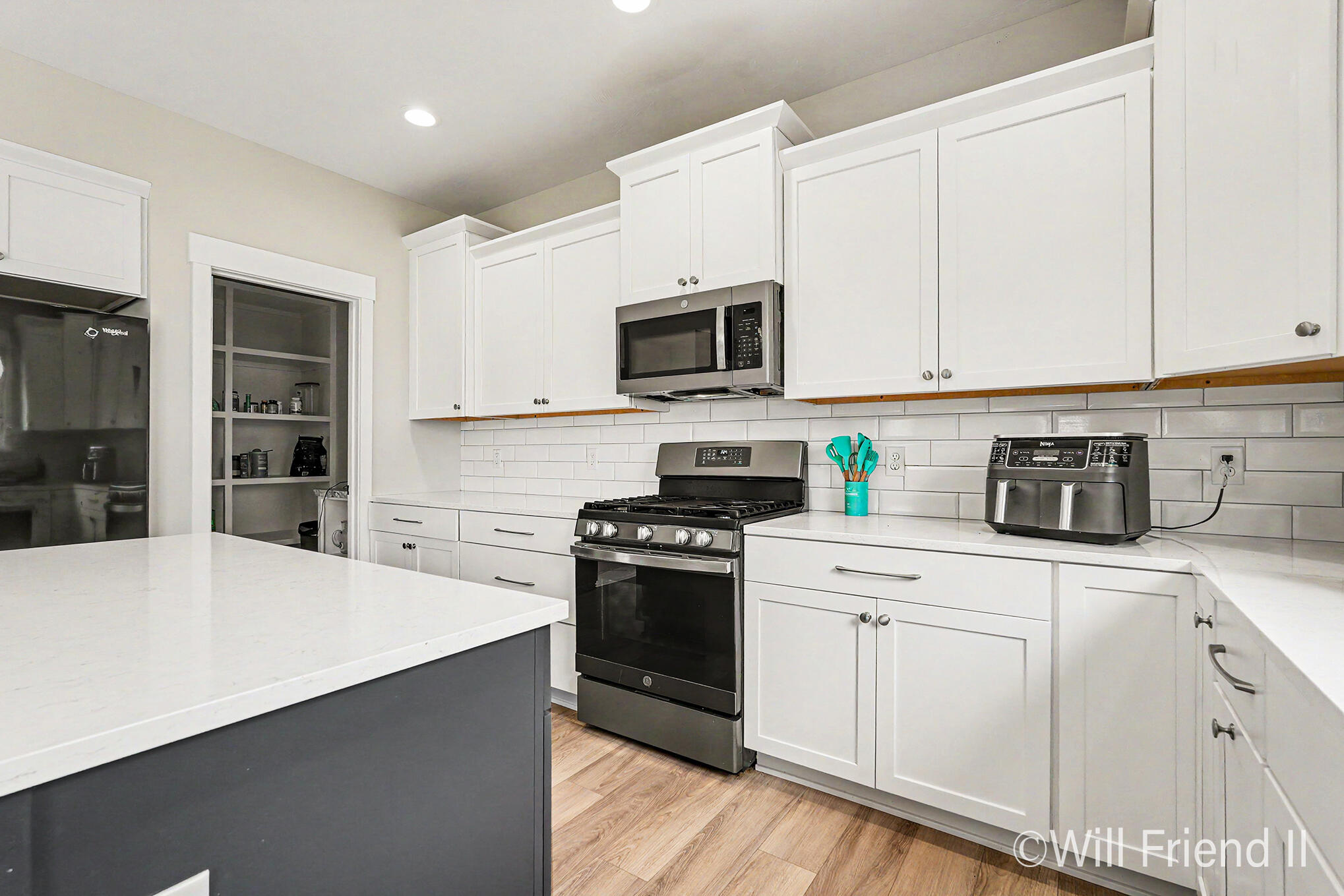 6498 Sun Rdg Drive Southwest Byron Center, MI 49315 - Photo 13 of 38 DSC05317