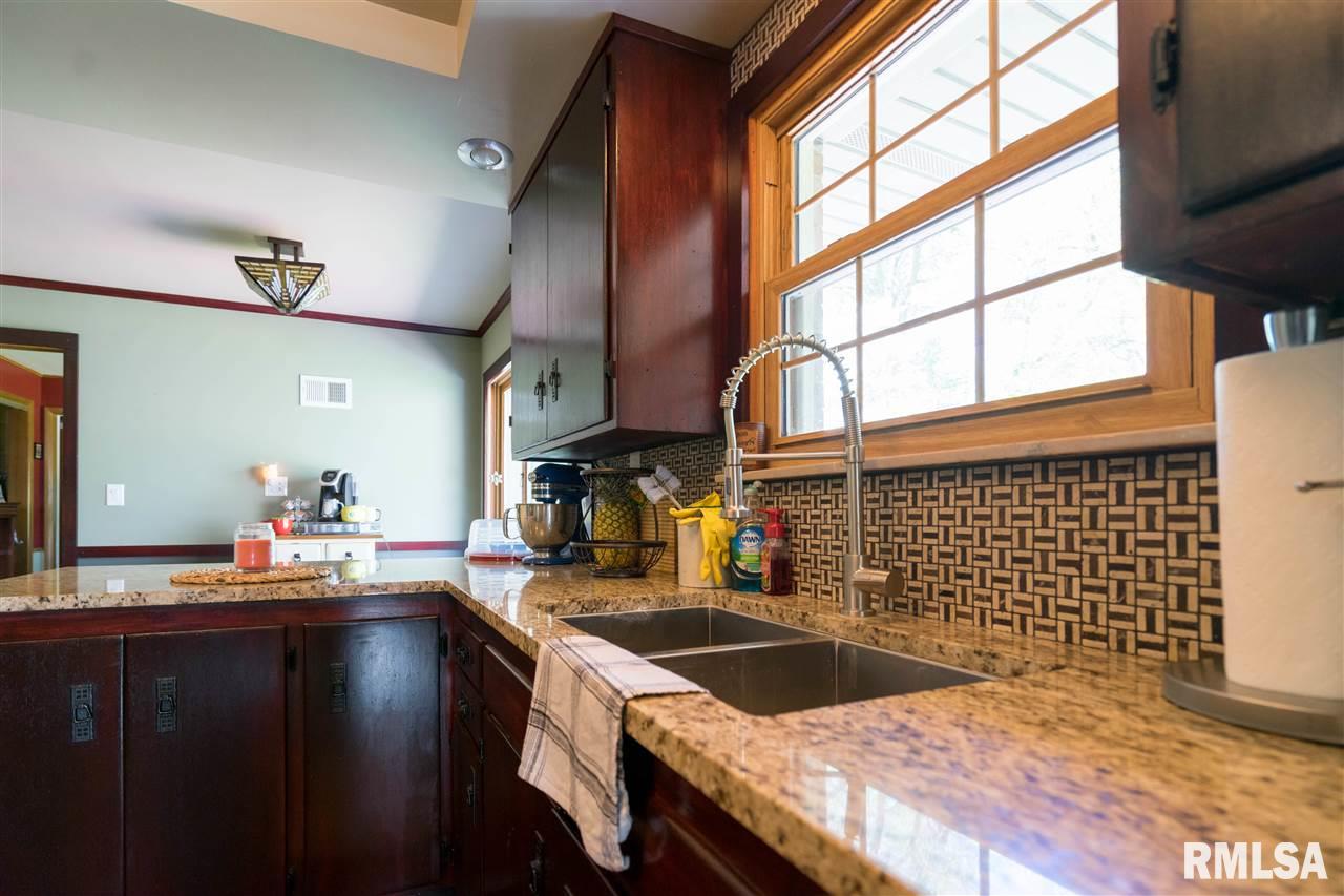 343 East High Point Road Peoria, IL 61614 - Photo 14 of 36 Gallery Image 14