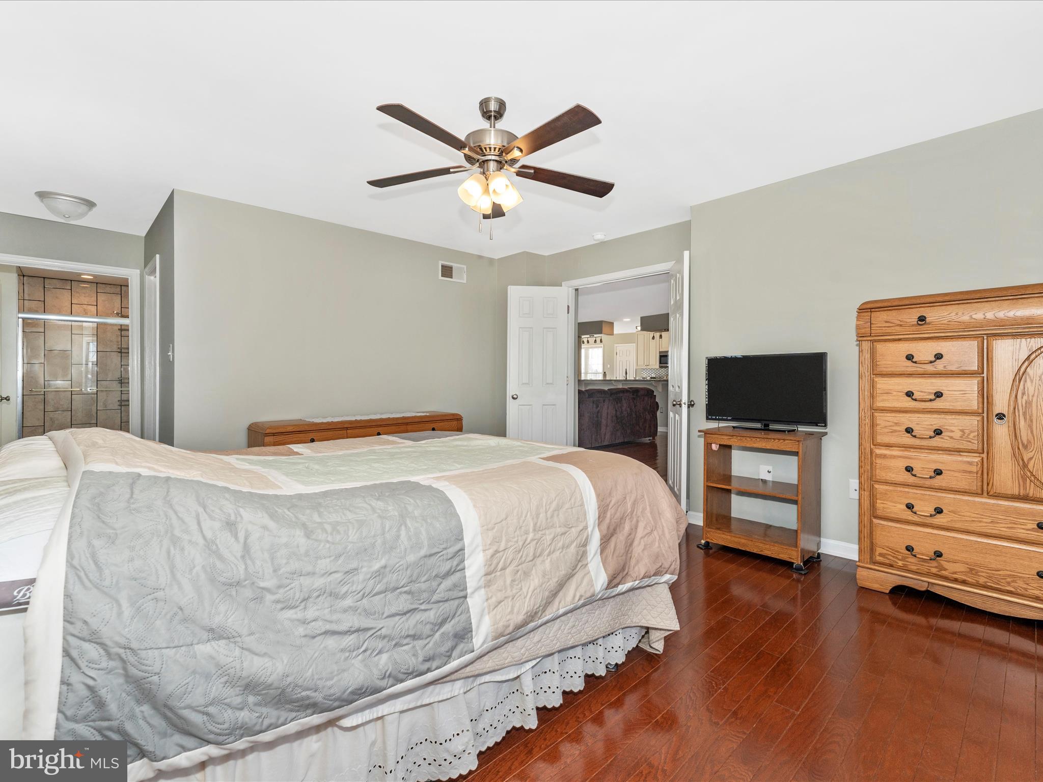 128 Downey Orchard Road Falling Waters, WV 25419 - Photo 29 of 50 Primary Bedroom
