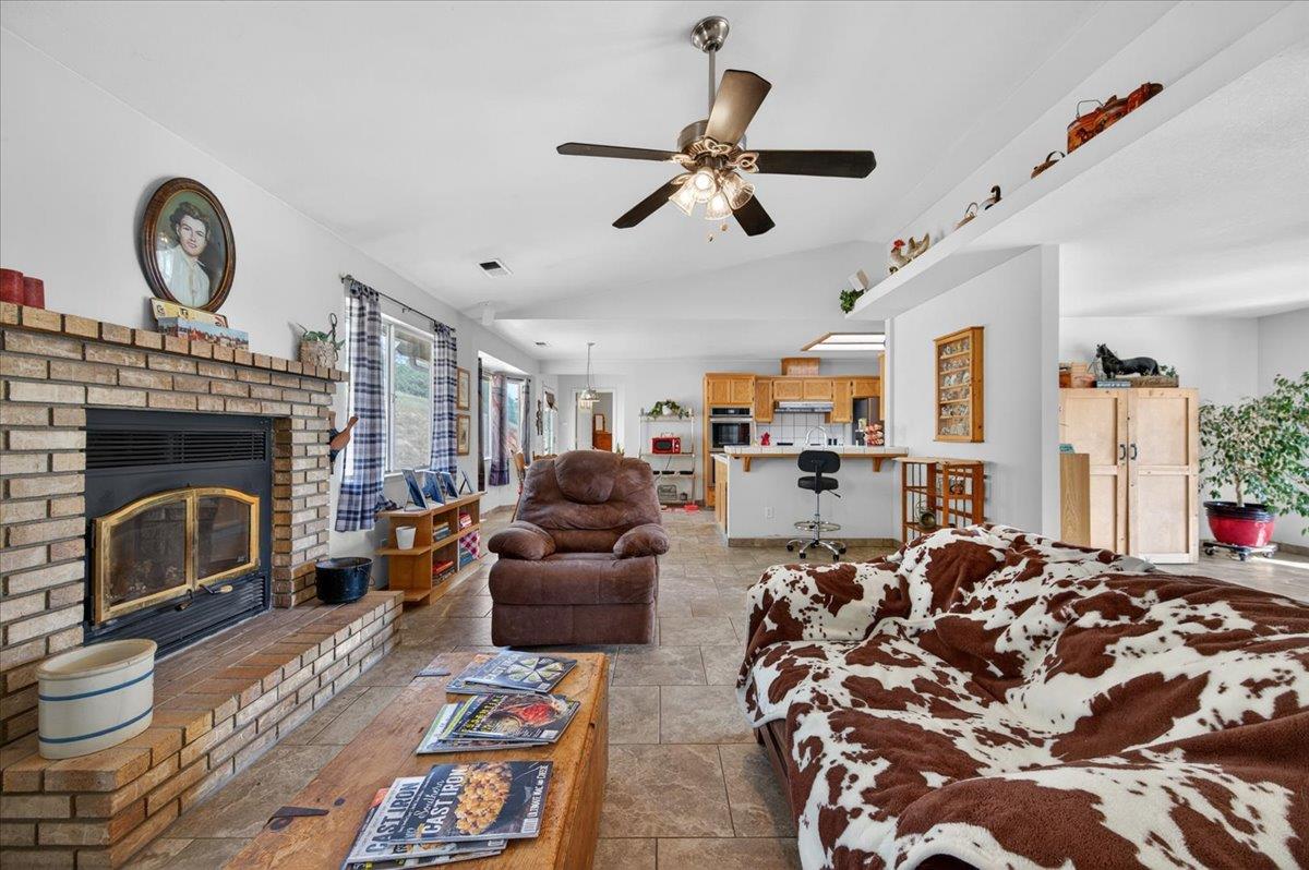 36209 Sand Creek Road Squaw Valley, CA 93675 - Photo 9 of 85