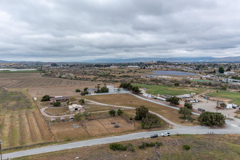 60 Union Road Hollister, CA 95023 - Photo 27 of 28 Gallery Image 27