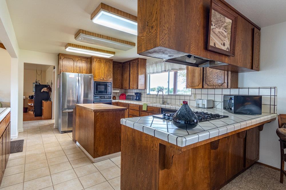 60 Union Road Hollister, CA 95023 - Photo 8 of 28 Gallery Image 8