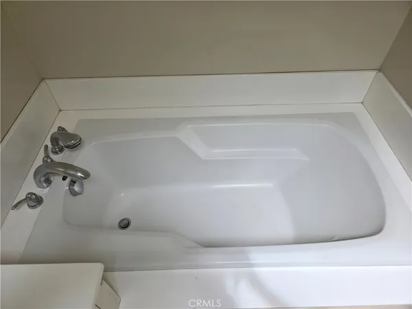 $6,295 | 5339 Veloz Avenue, Tarzana, CA 91356