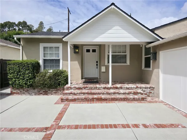 $6,295 | 5339 Veloz Avenue, Tarzana, CA 91356