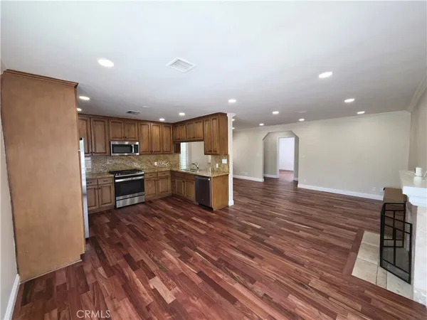 $6,295 | 5339 Veloz Avenue, Tarzana, CA 91356